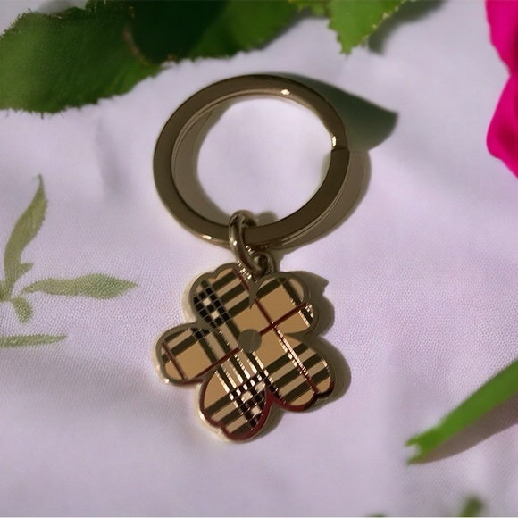 New Burberry Keychain - Picture 2 of 4